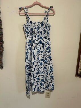 Gap Blue/White Floral Midi Dress